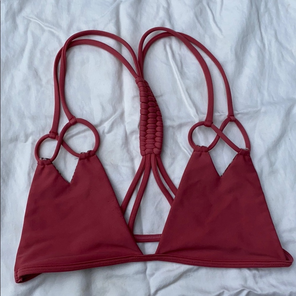 acacia thailand top